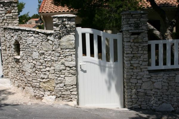 portail alu marseille